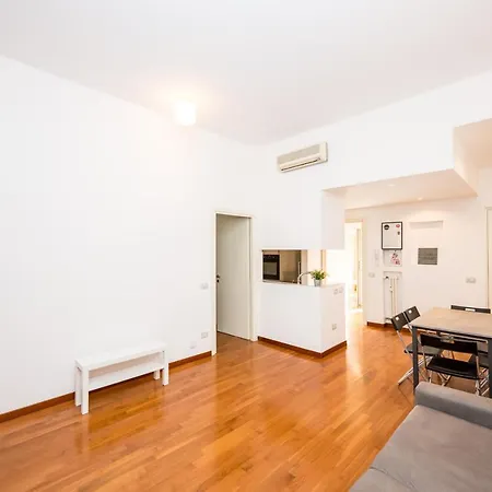 Shortmi Garibaldi アパート ミラノ