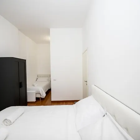 Shortmi Garibaldi Lägenhet